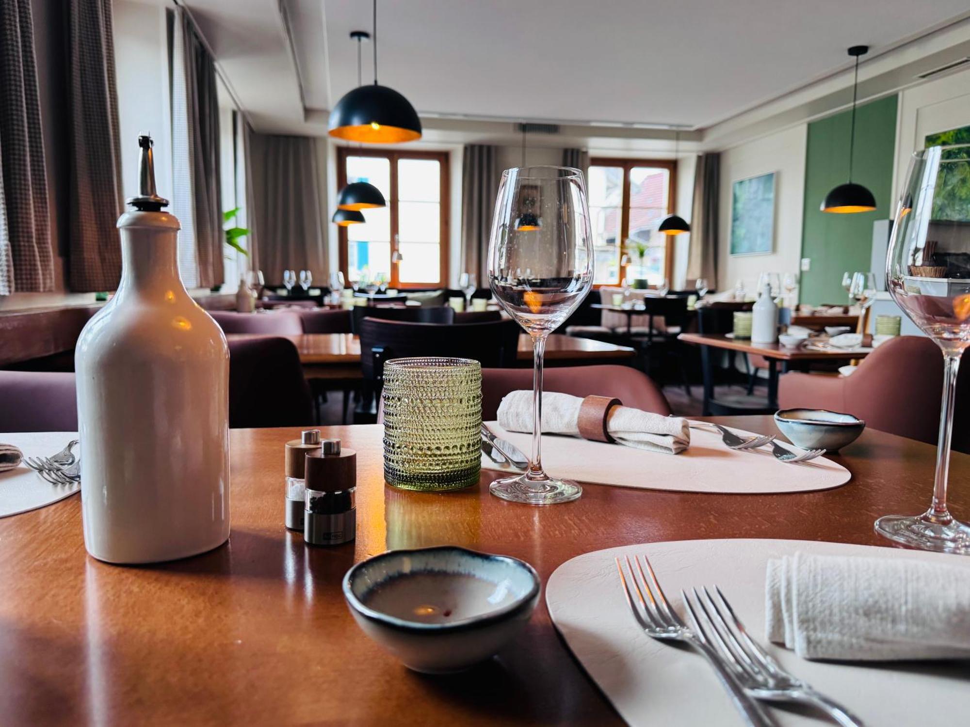 Gasthaus Zum Loewen Neftenbach Ngoại thất bức ảnh
