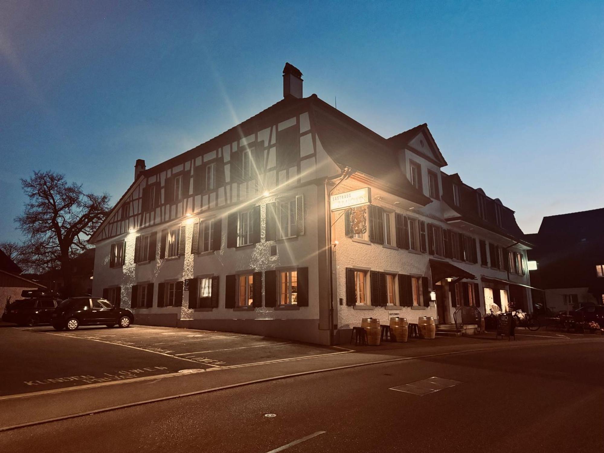 Gasthaus Zum Loewen Neftenbach Ngoại thất bức ảnh